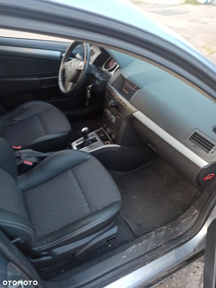 Opel Astra III 1.8 Enjoy - 7