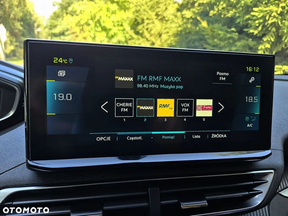 Peugeot 3008 1.6 PureTech Hybrid PHEV Allure S&S EAT8 - 25
