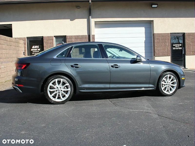 Audi A4 - 24