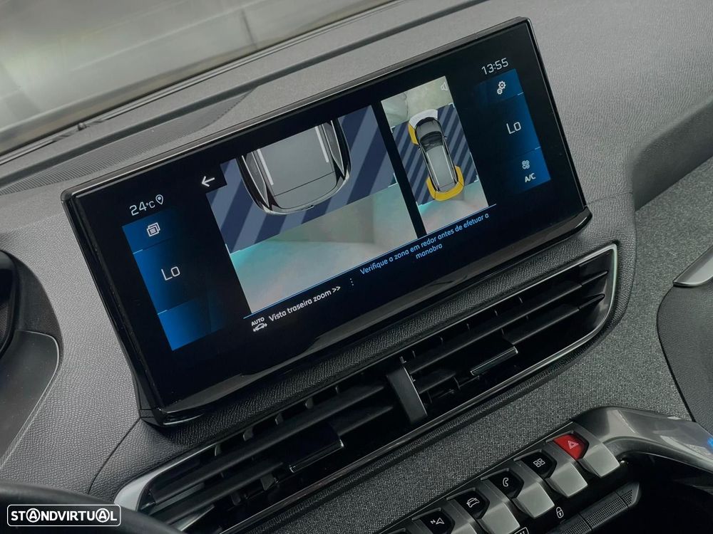 Peugeot 5008 1.2 PureTech Allure EAT8 - 17