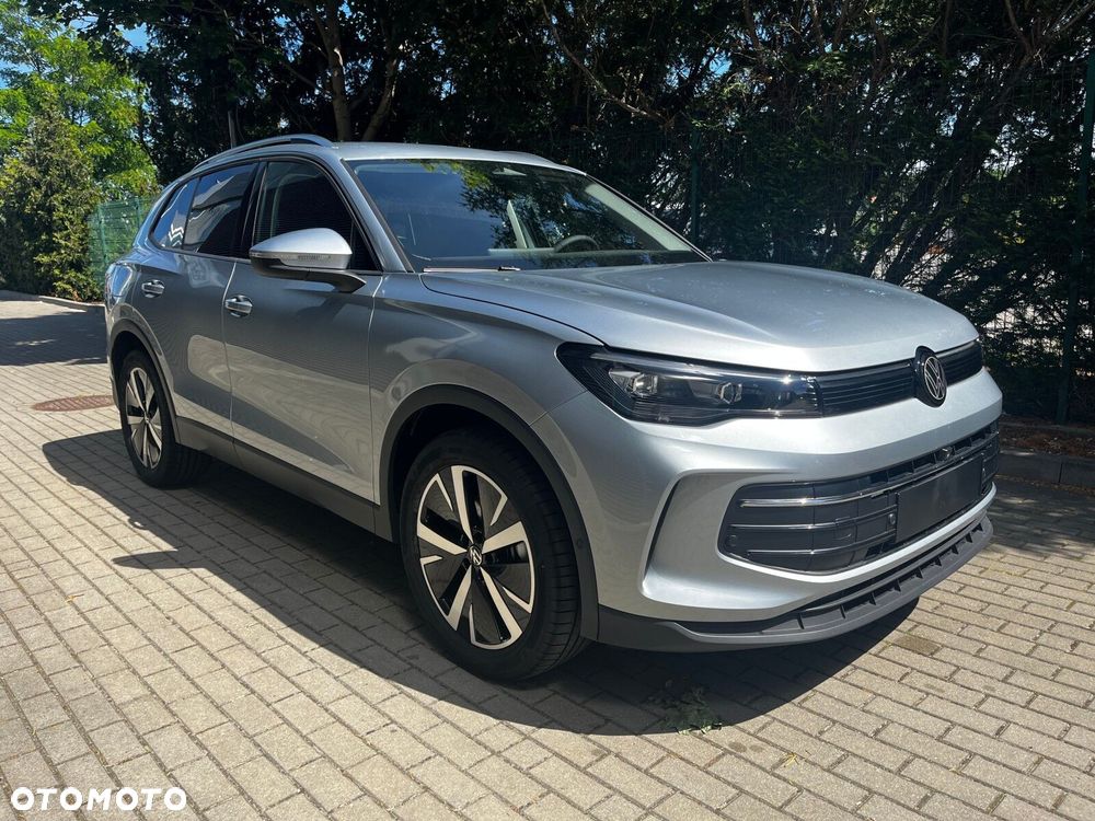 Volkswagen Tiguan - 9