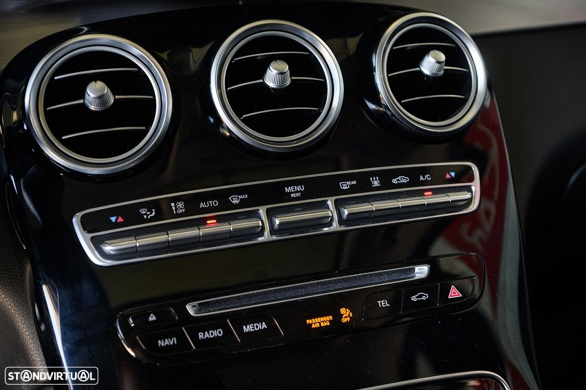 Mercedes-Benz GLC 350 e Coupé AMG Line 4-Matic - 57