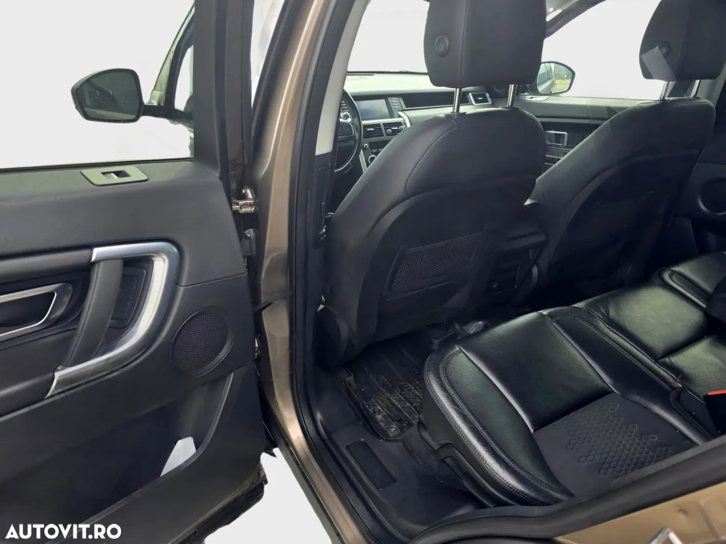 Land Rover Discovery Sport - 7