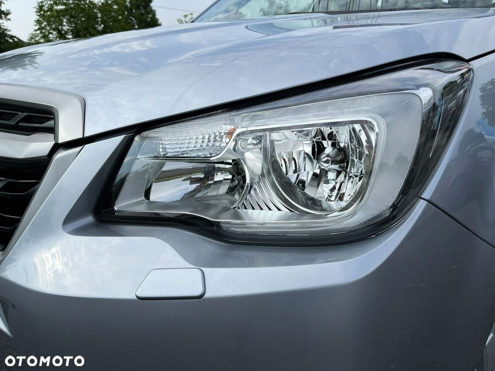 Subaru Forester 2.0 i Active - 20