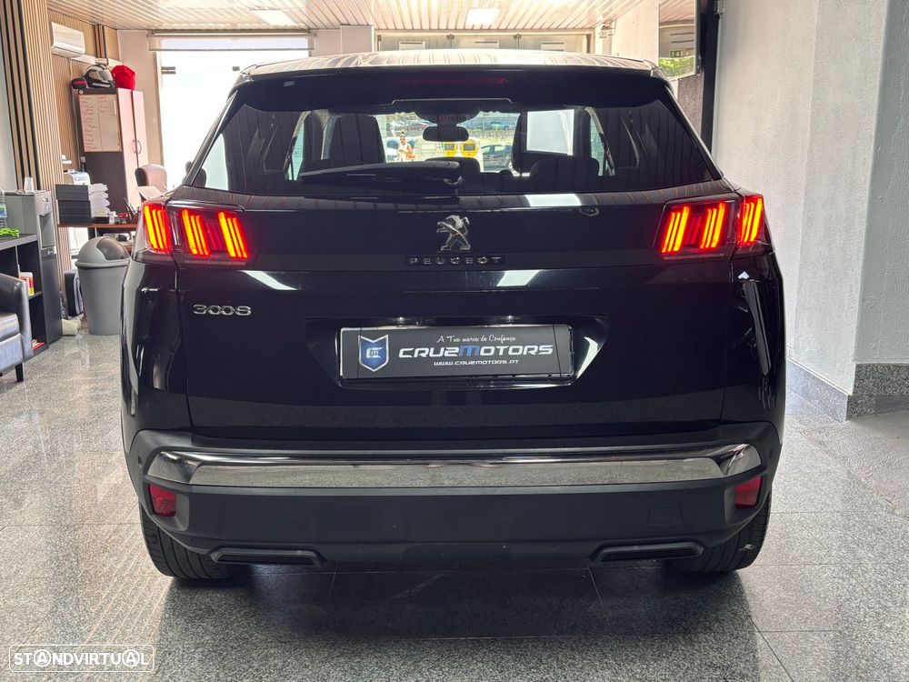 Peugeot 3008 1.5 BlueHDi Allure Pack EAT8 - 8