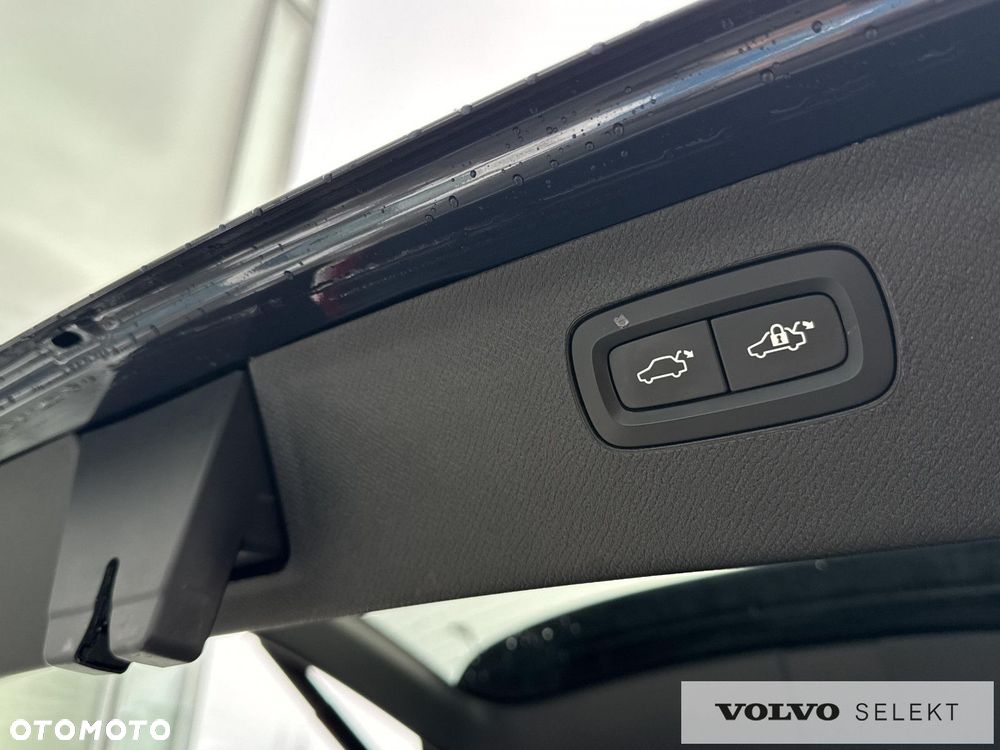 Volvo XC 90 - 20