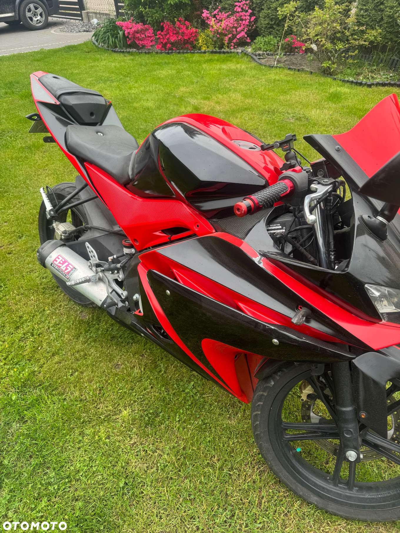 Yamaha YZF - 5