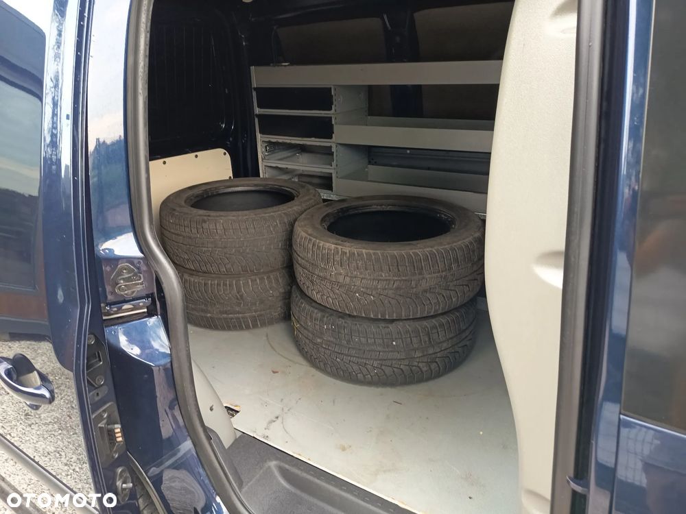 Volkswagen CADDY - 27