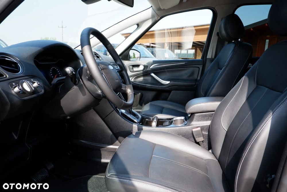 Ford S-Max 2.0 TDCi DPF Titanium - 26