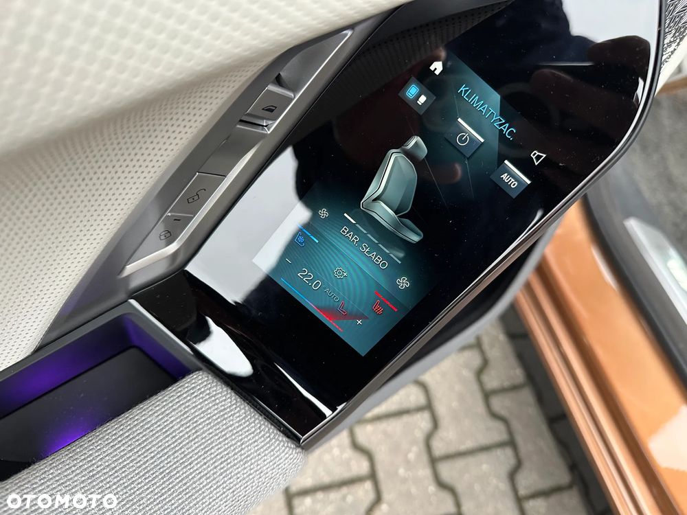 BMW i7 105.7kWh M70 xDrive - 24