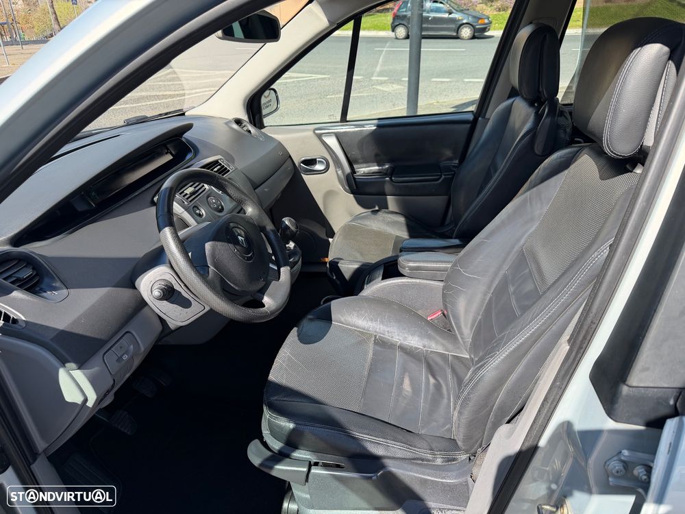 Renault Scénic 1.9 dCi Privilège Luxe - 25