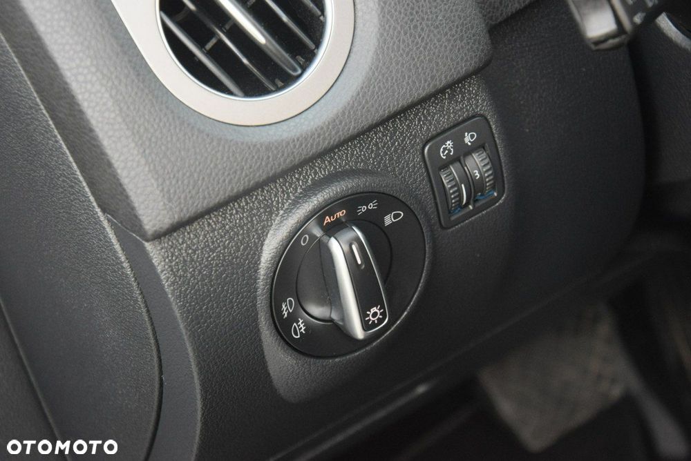 Volkswagen Tiguan - 35