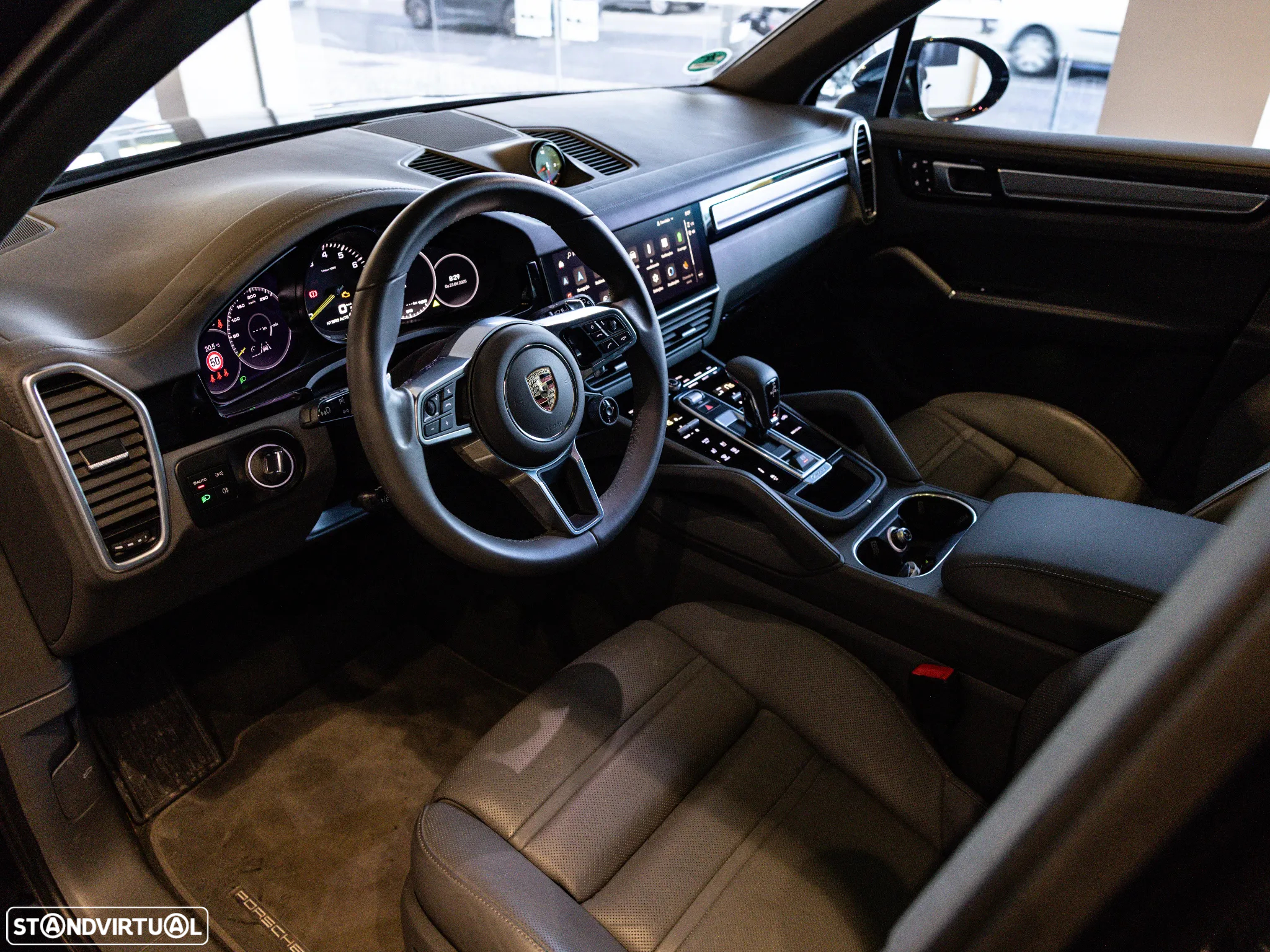 Porsche Cayenne E-Hybrid Platinum Edition - 18