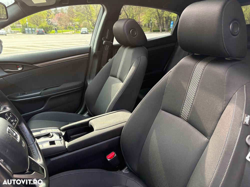 Honda Civic 1.5 VTEC Turbo CVT Sport Plus - 12