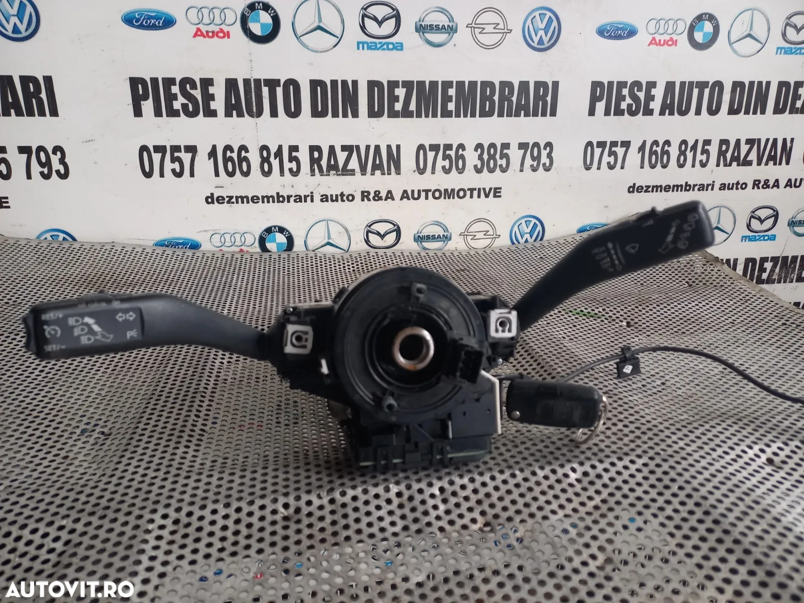 Banda Spira Spirala Volan Maneta Semnalizare Stergatoare Vw Golf 5 Touran Caddy Cu Tempomat An 2005-2006-2007-2008-2009-2010 Cod 1K0953503EJ 1K0959653C Dezmembrez Vw Golf 5 - 6