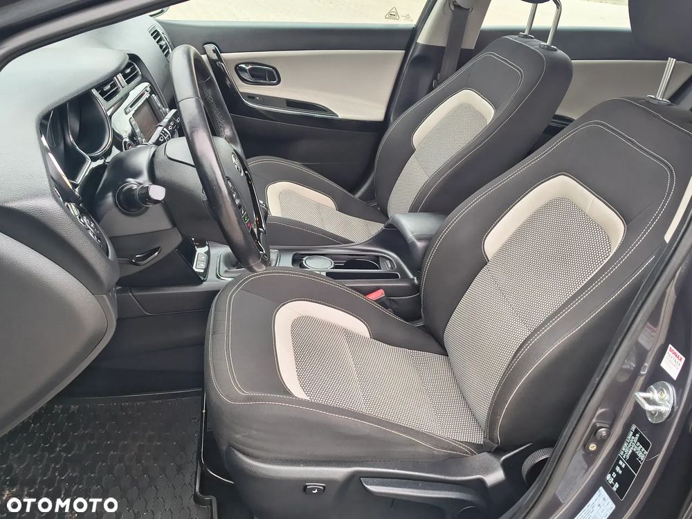 Kia Ceed 1.6 CRDi 128 Platinum Edition - 18