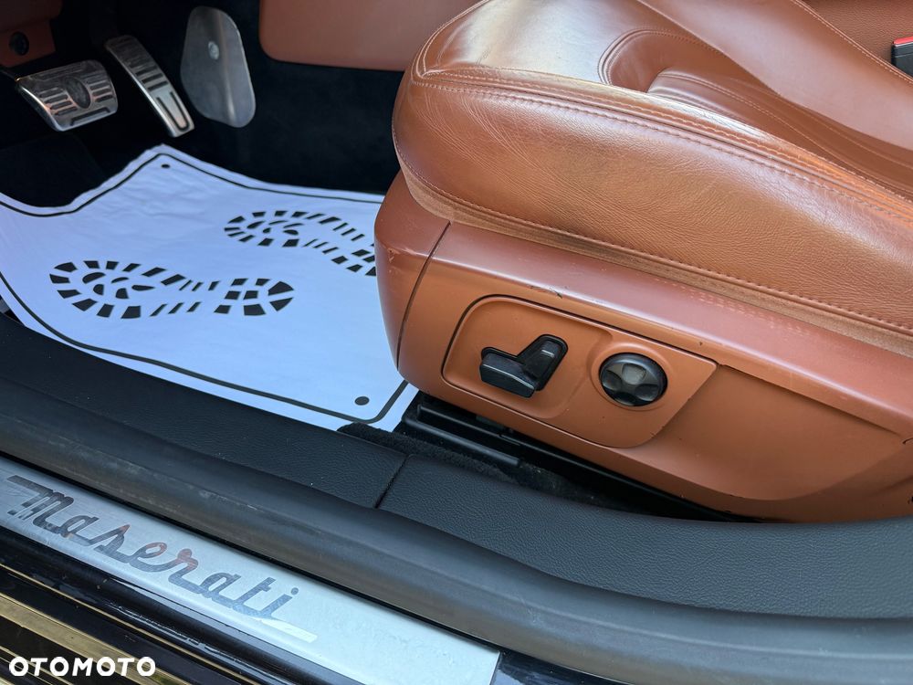 Maserati Quattroporte Q4 GranSport S - 21