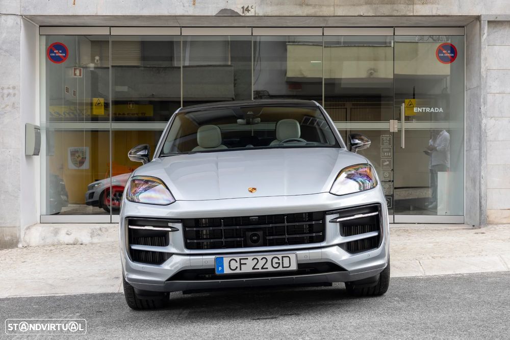 Porsche Cayenne Coupé S E-Hybrid Black Edition — photo 2