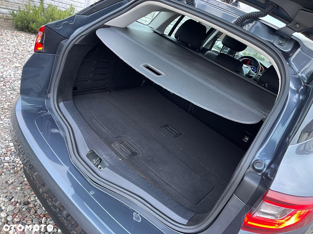 Renault Megane BLUE dCi 115 EDC INTENS - 28