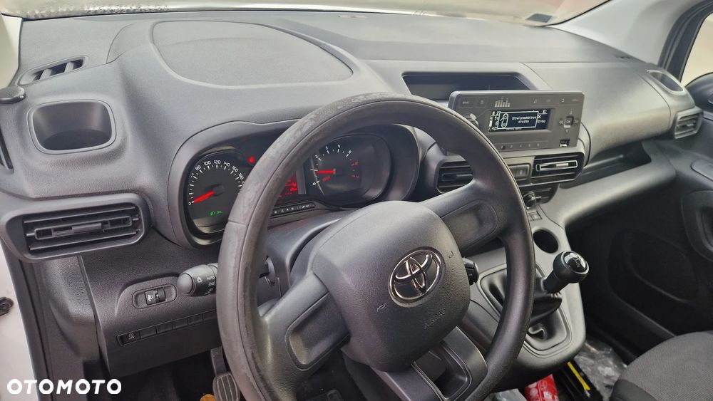 Toyota proace city - 9
