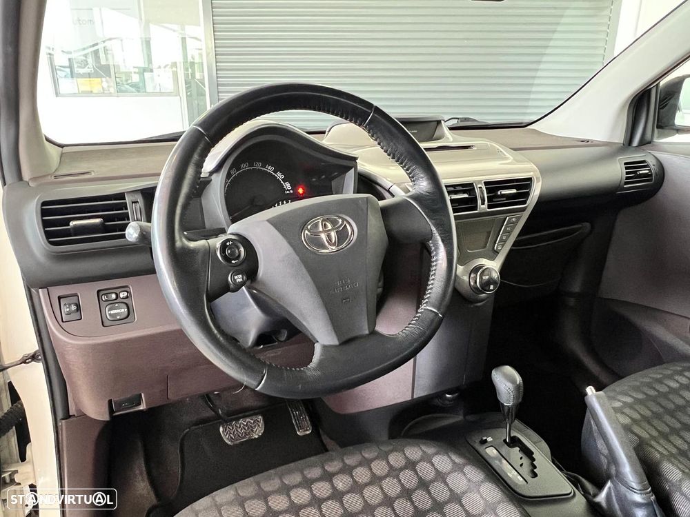 Toyota iQ 1.0 VVT-i 2 MultiDrive - 3