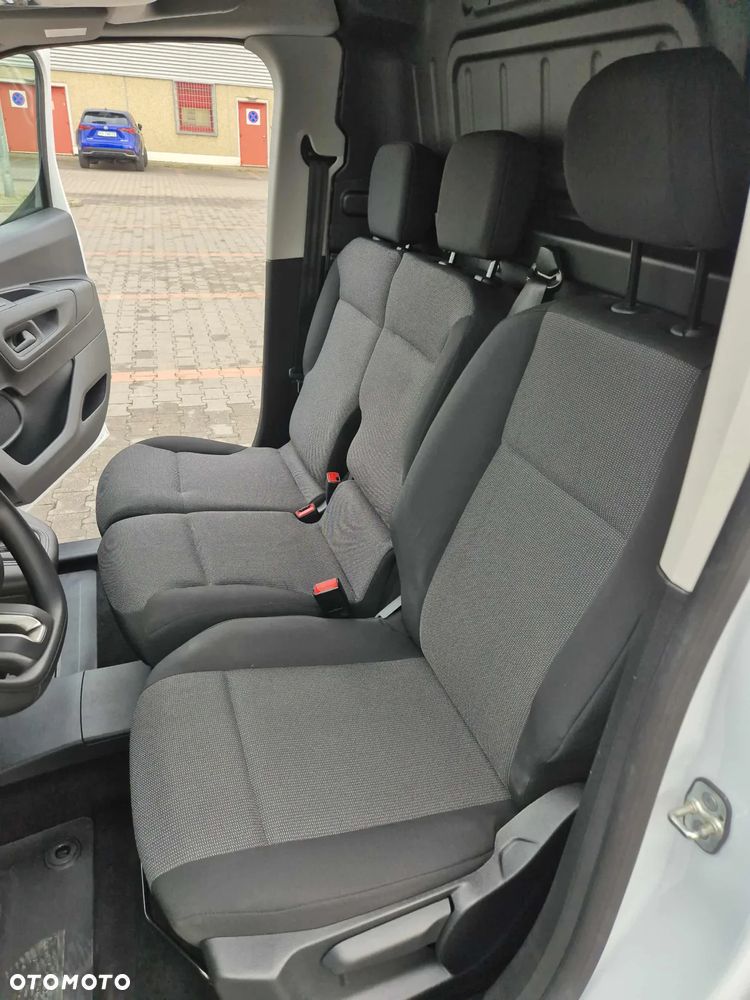 Toyota Proace City - 13