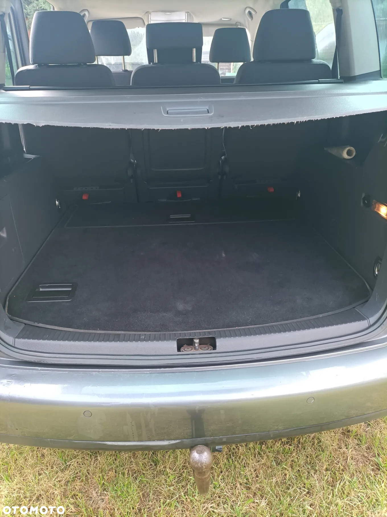 Volkswagen Touran 2.0 TDI DPF Highline - 4
