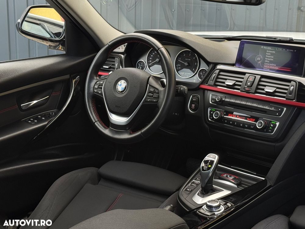 BMW Seria 3 320d xDrive Aut. Sport Line - 11