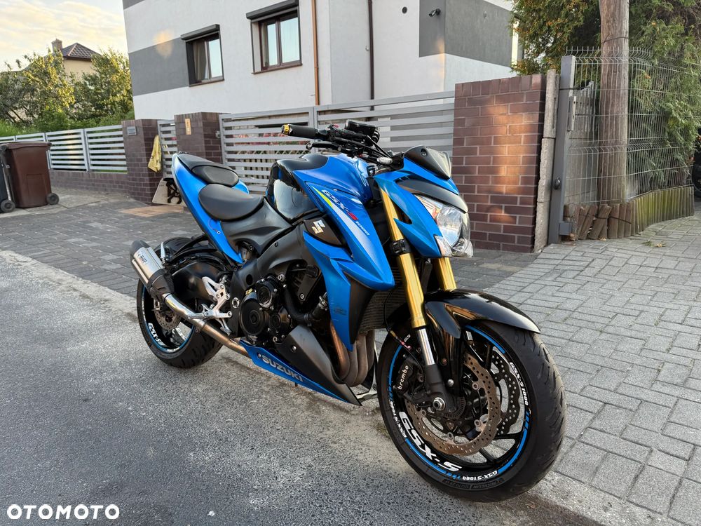 Suzuki GSX 1000 - 1