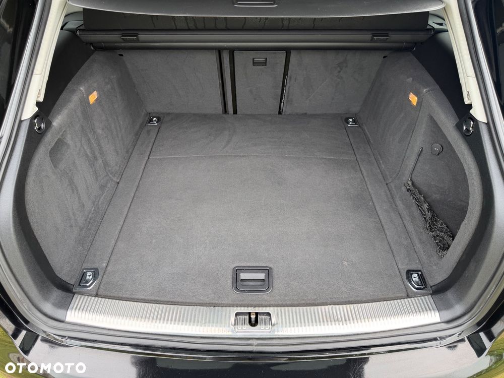 Audi A4 Avant 3.0 TDI DPF clean diesel quattro tiptron Attraction - 12