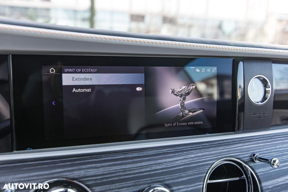 Rolls-Royce Spectre - 39