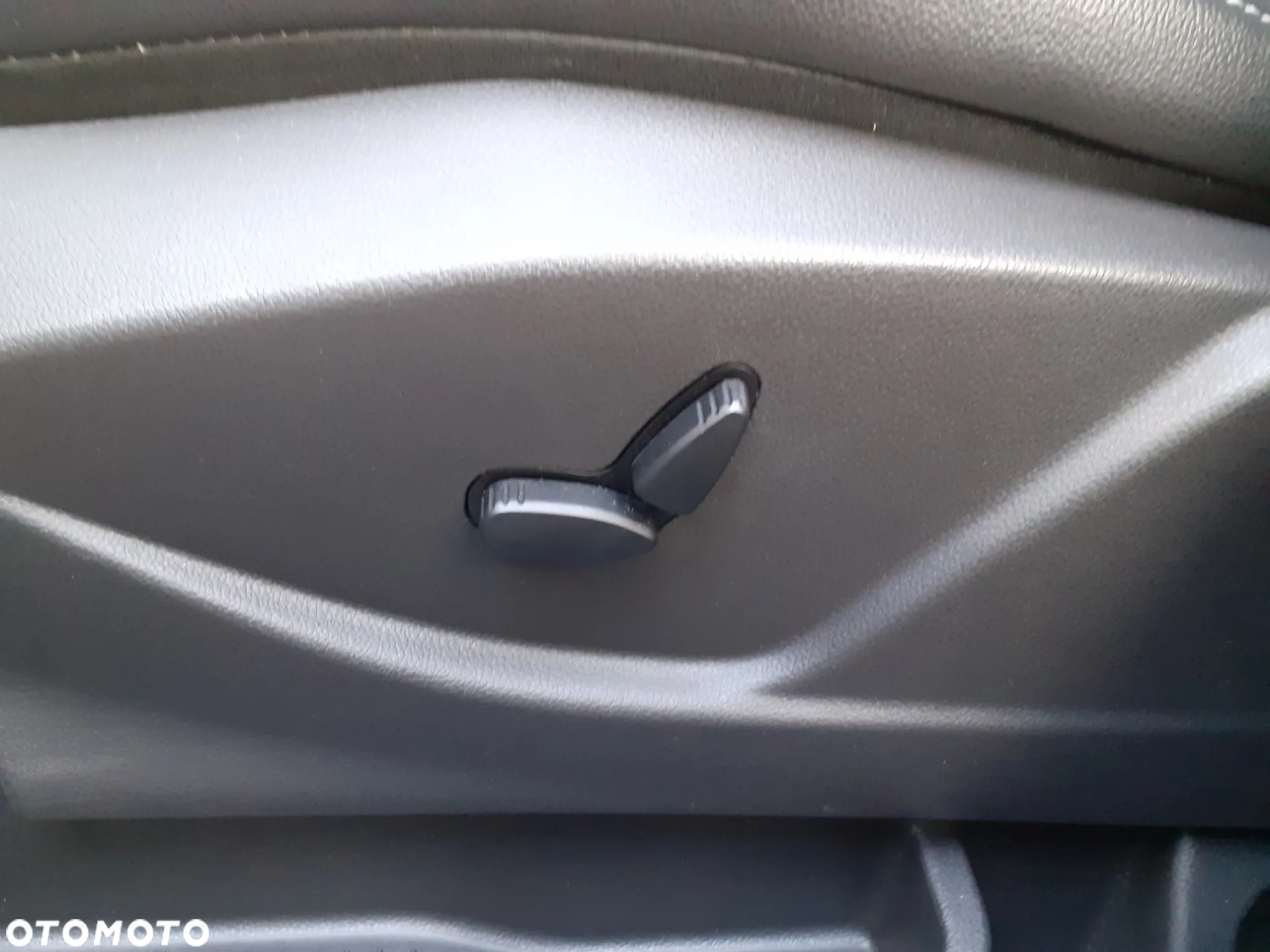 Ford C-MAX 2.0 TDCi Titanium ASS - 20