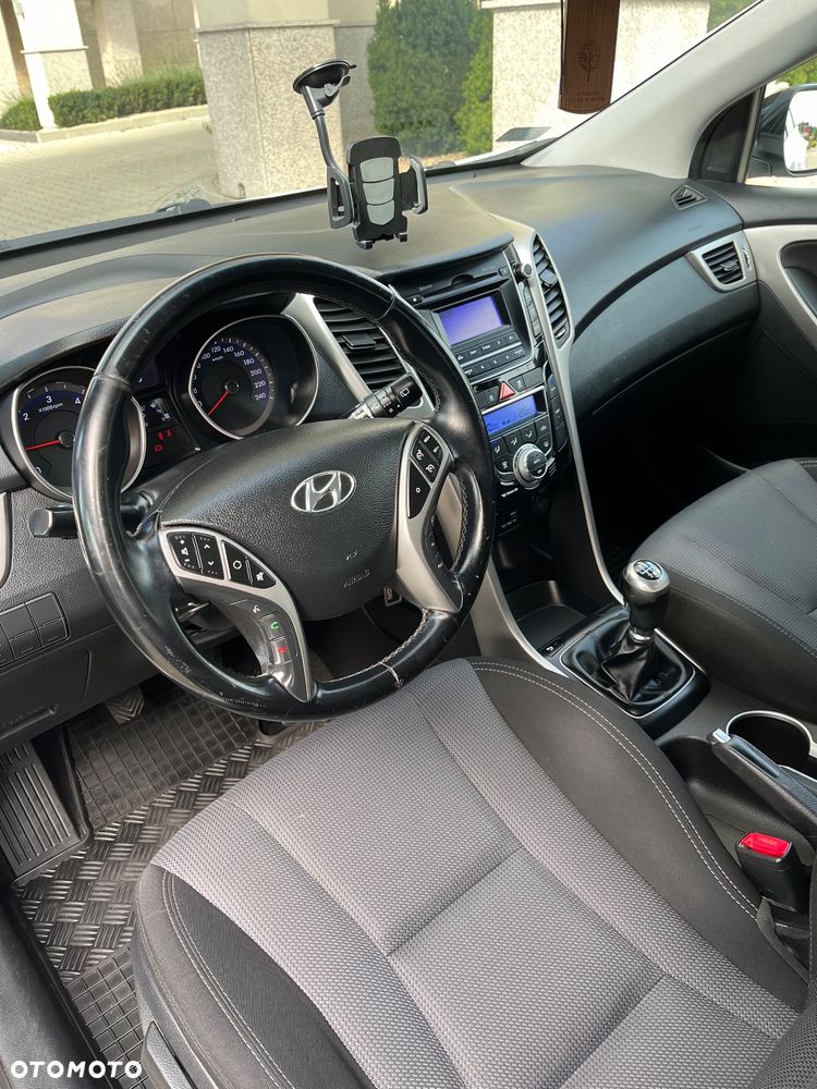 Hyundai i30 1.6 CRDi BlueDrive Run - 10