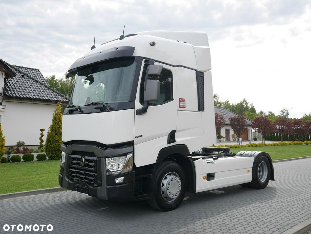 Renault T 440 / 13 L / Standard - 2