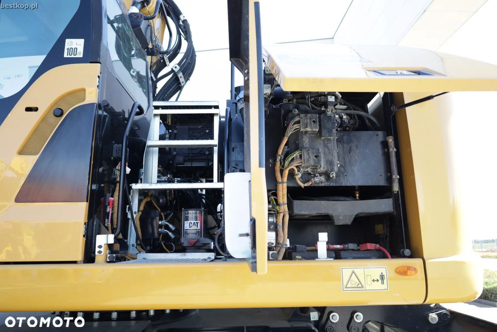 Caterpillar M318F - 40