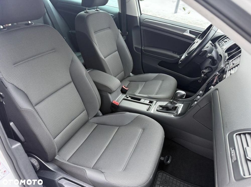 Volkswagen Golf 1.5 TSI BMT Highline DSG - 10