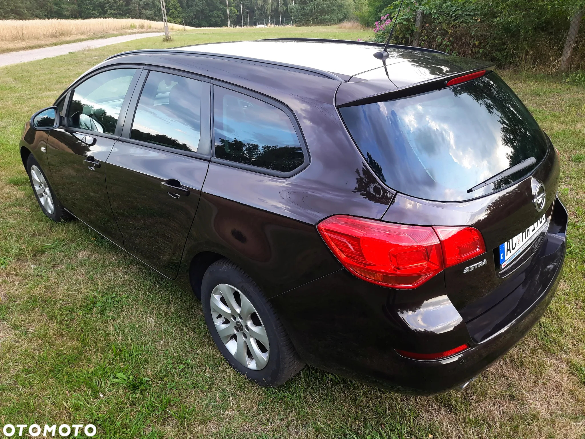 Opel Astra 1.4 Turbo Sports Tourer Design Edition - 10