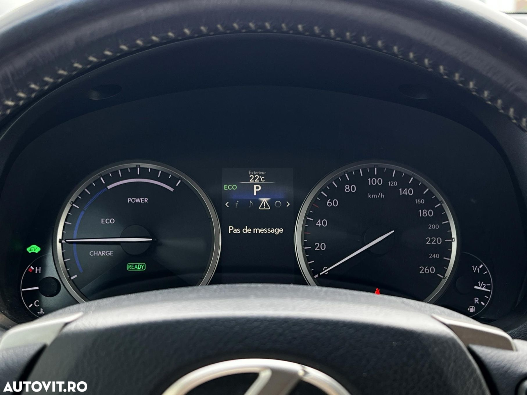 Lexus Seria NX - 14