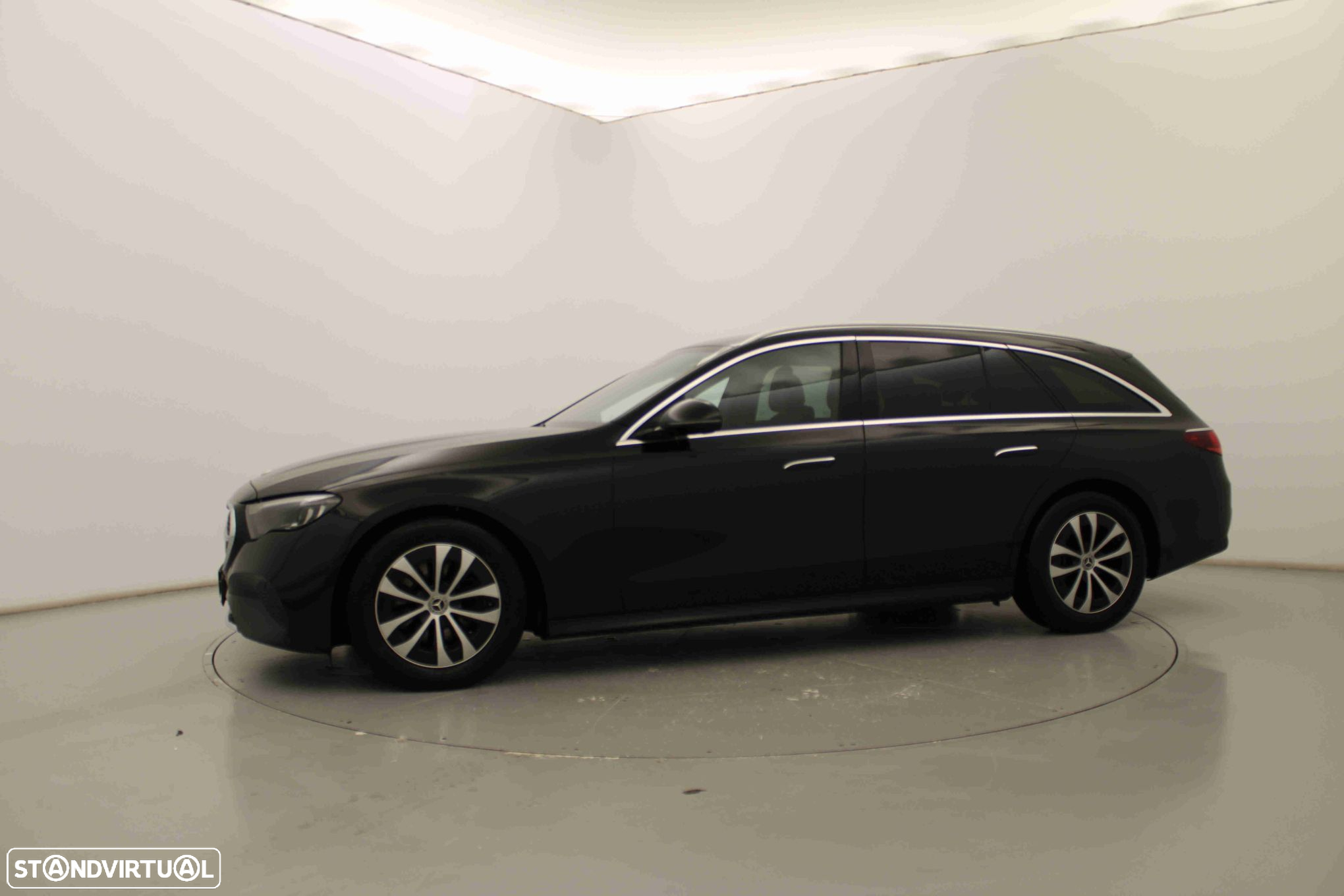 Mercedes-Benz E 220 d - 13