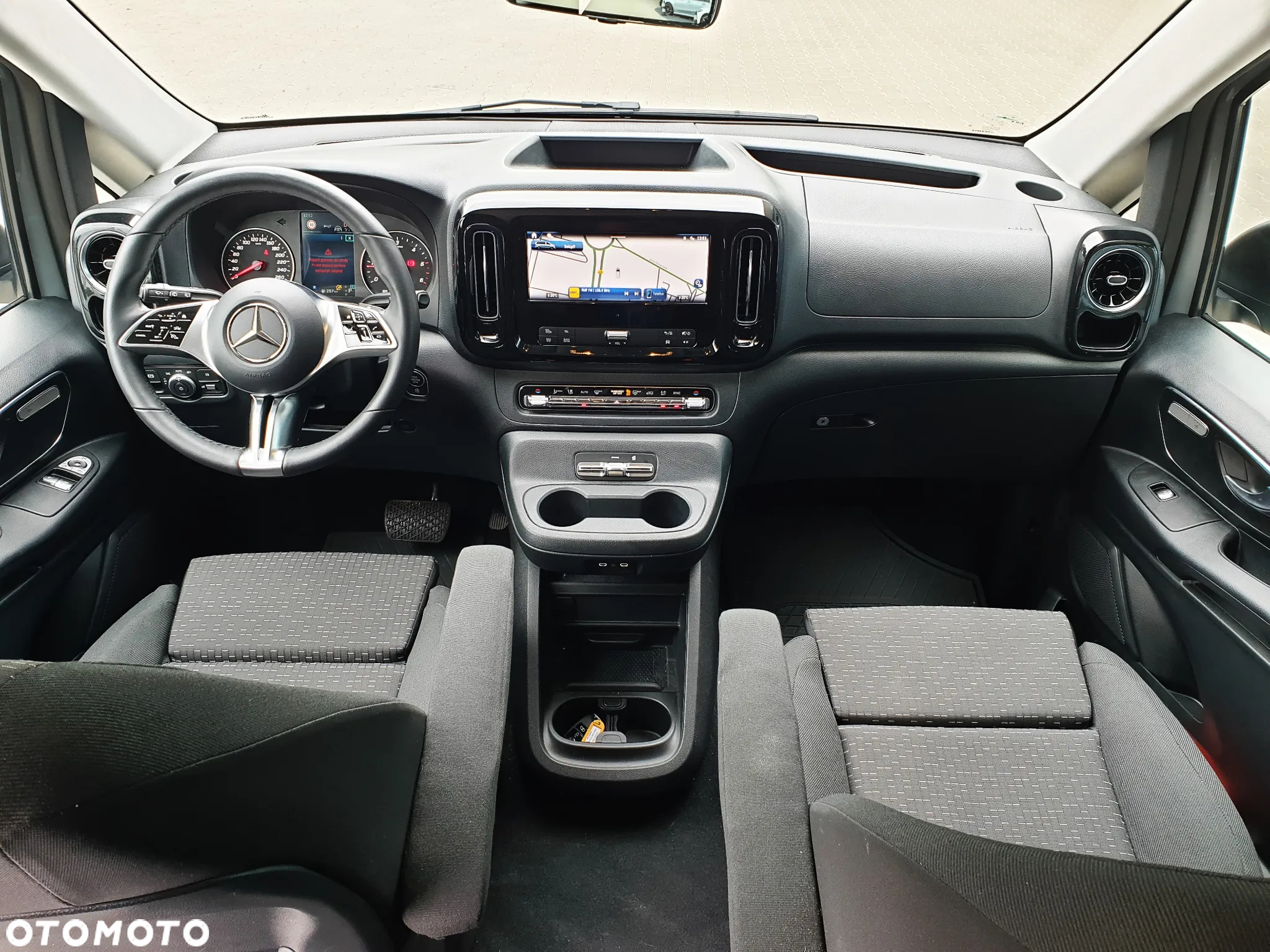 Mercedes-Benz Vito Tourer 116 CDI L3 Select 4x4 9G-Tronic 447.705 - 10