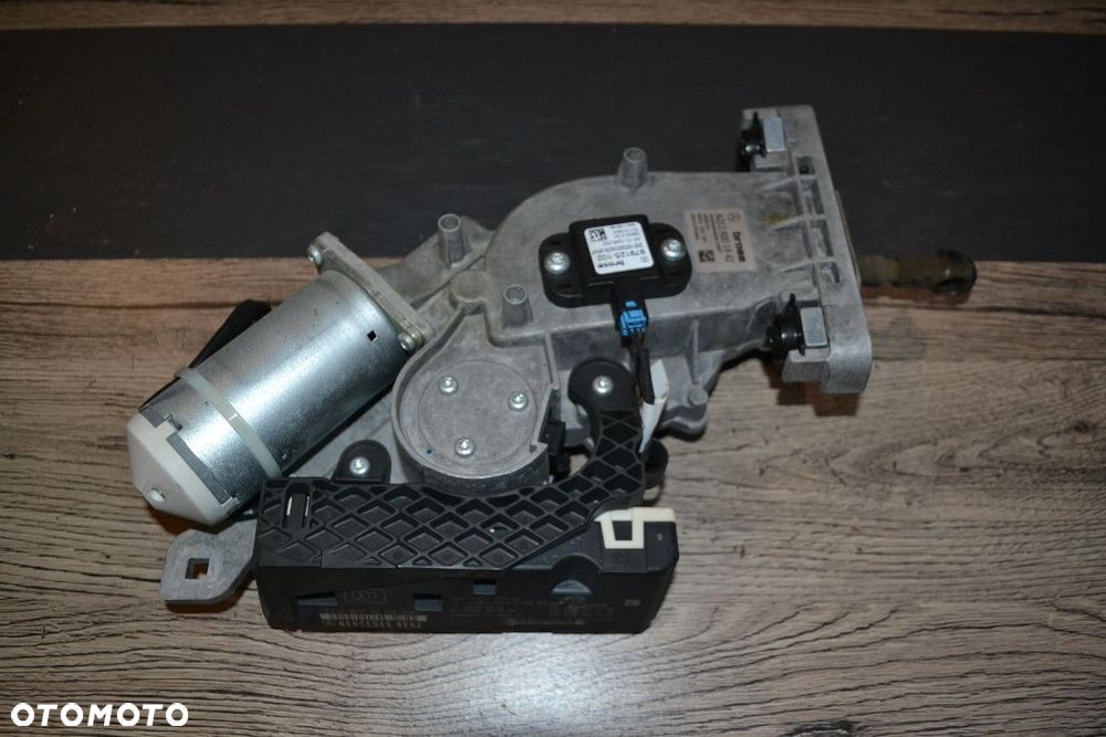 MERCEDES W212 W204 KOMBI MECHANIZM KLAPY DOCIĄG MODUŁ 2128201842 2129004203 - 2