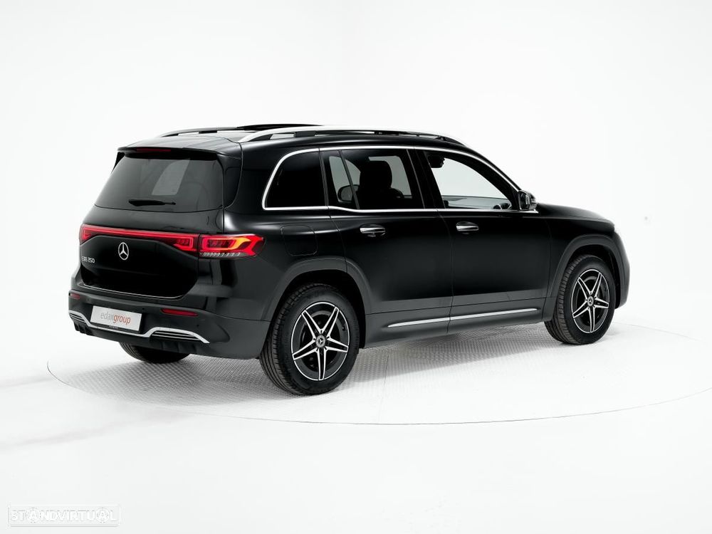 Mercedes-Benz EQB 250 AMG Line - 3