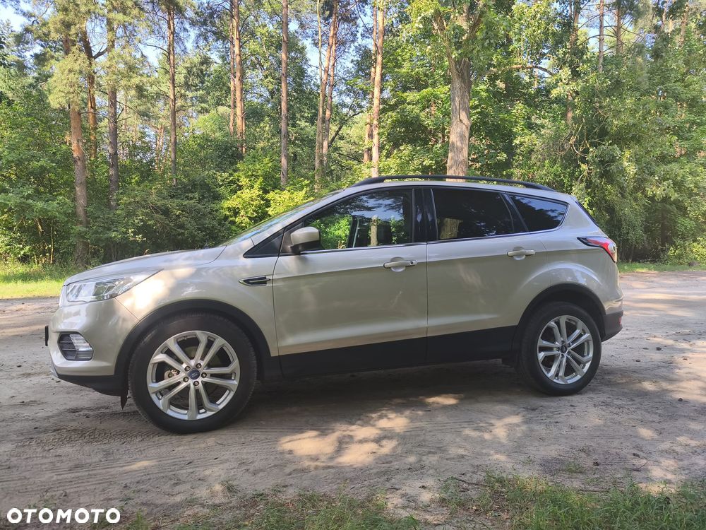 Ford Kuga - 8