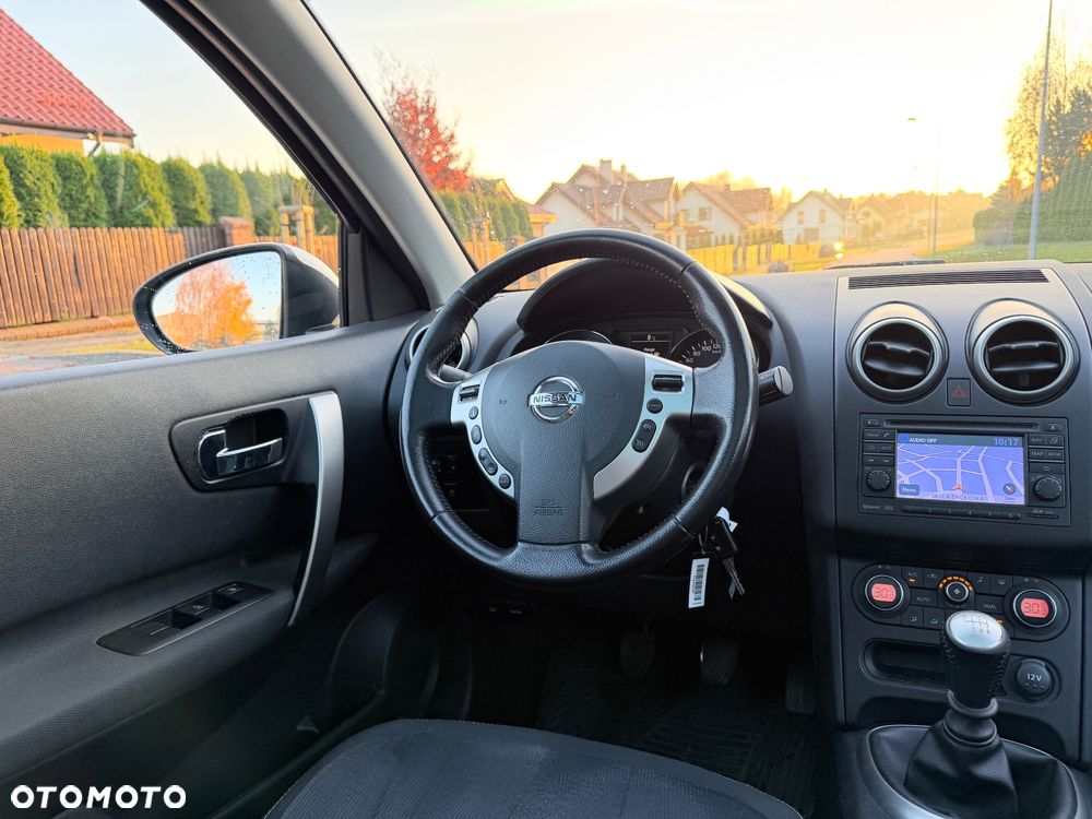 Nissan Qashqai+2 - 18