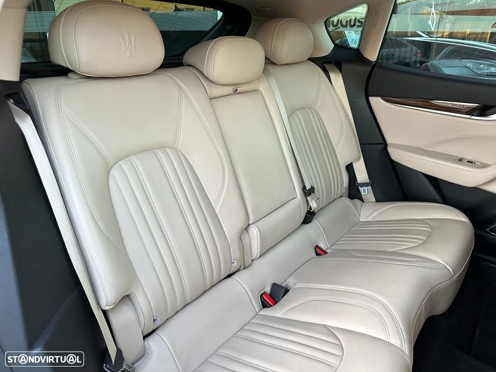 Maserati Levante 3.0 V6 - 21