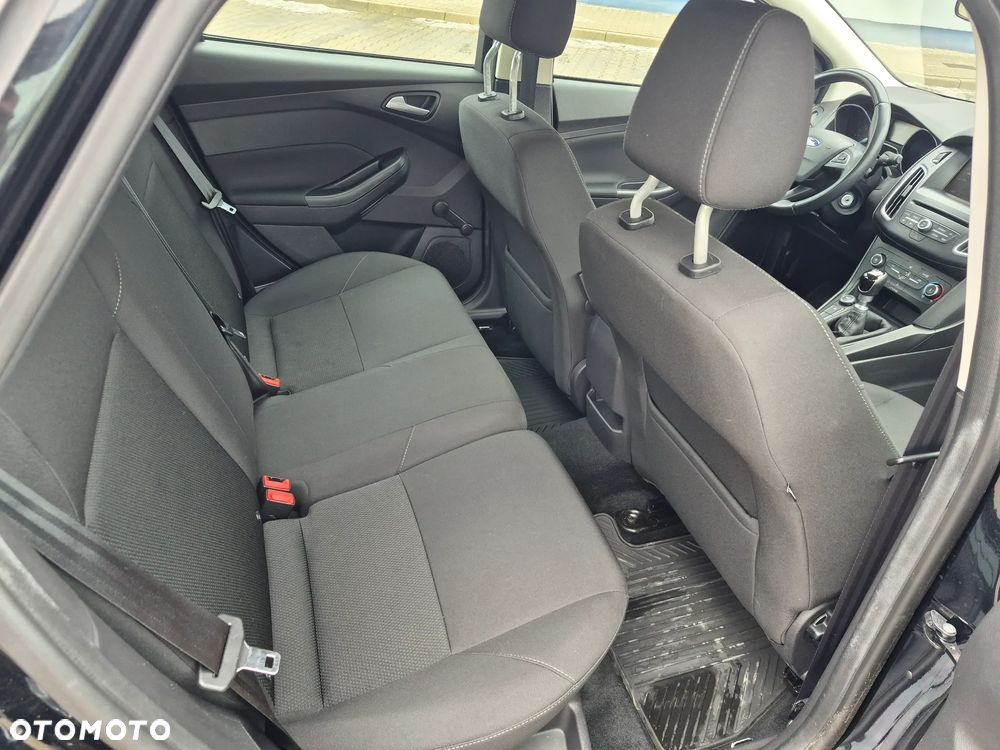 Ford Focus 1.5 TDCi DPF Start-Stopp-System Business - 13
