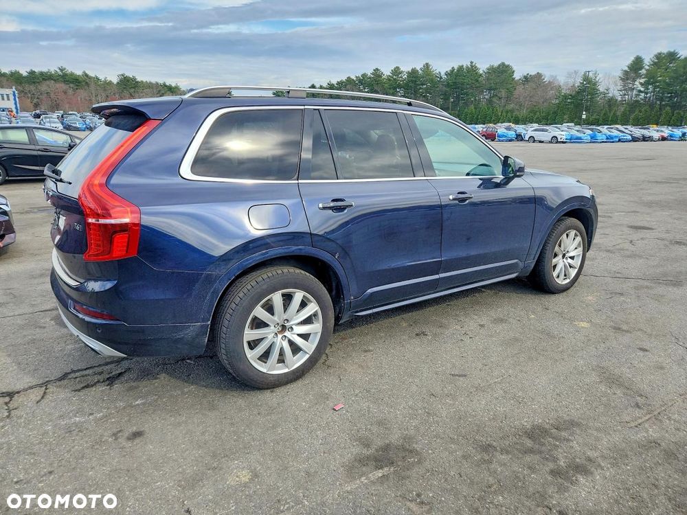 Volvo XC 90 T6 AWD Geartronic Momentum - 4