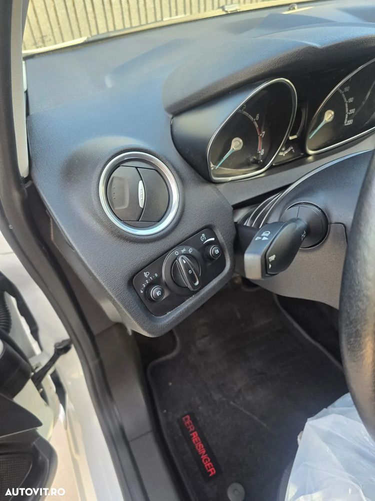 Ford Fiesta 1.0 EcoBoost Trend - 12