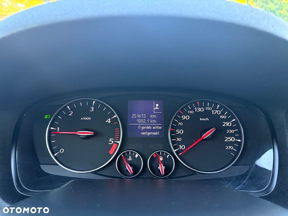 Renault Laguna dCi 110 FAP Expression - 28