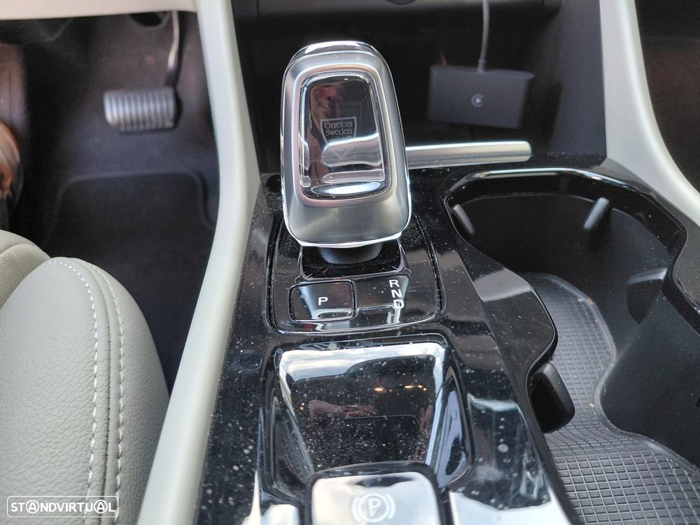 Volvo XC 40 1.5 T2 Plus Dark Auto - 11